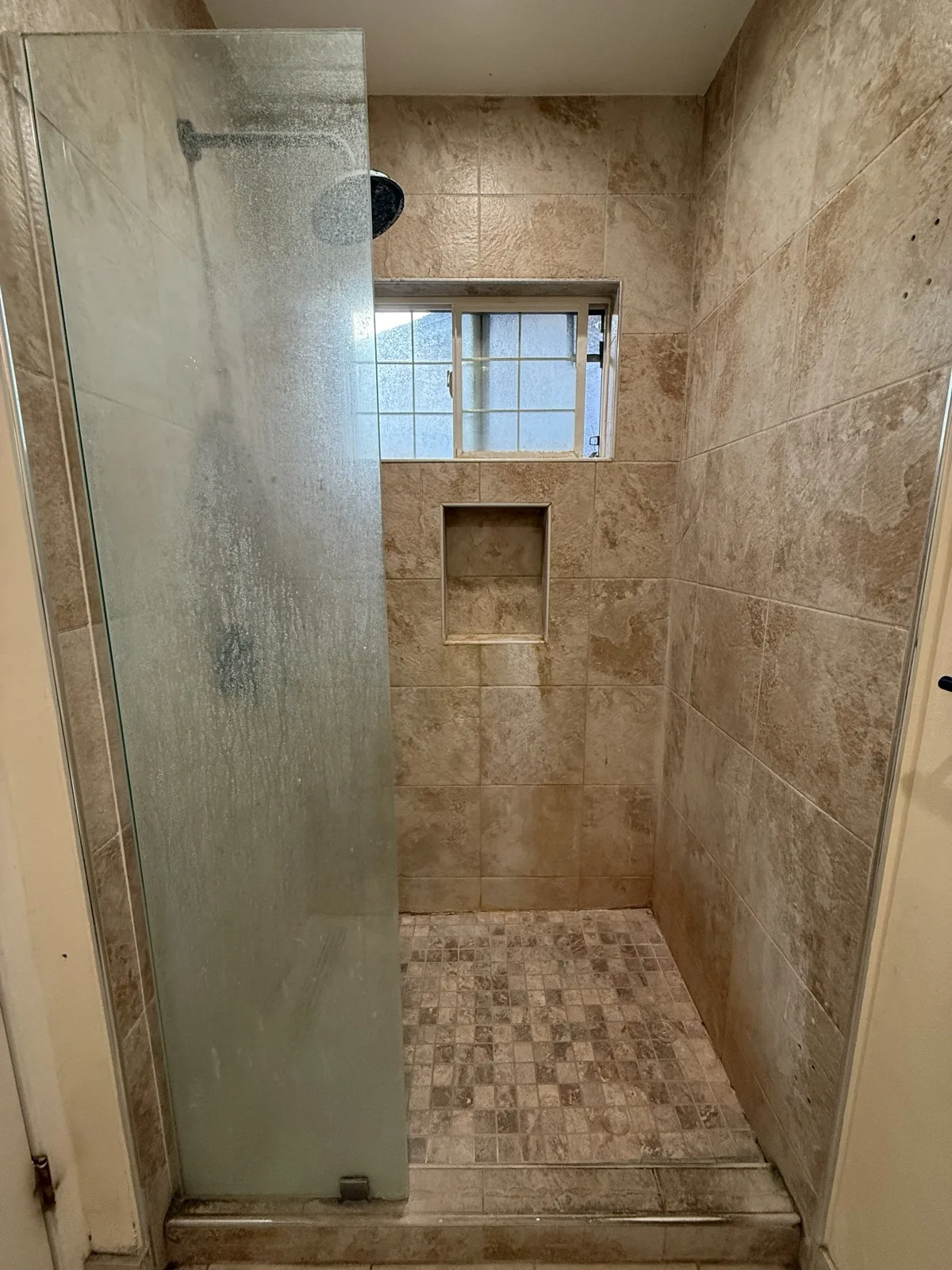 Travertine shower stall